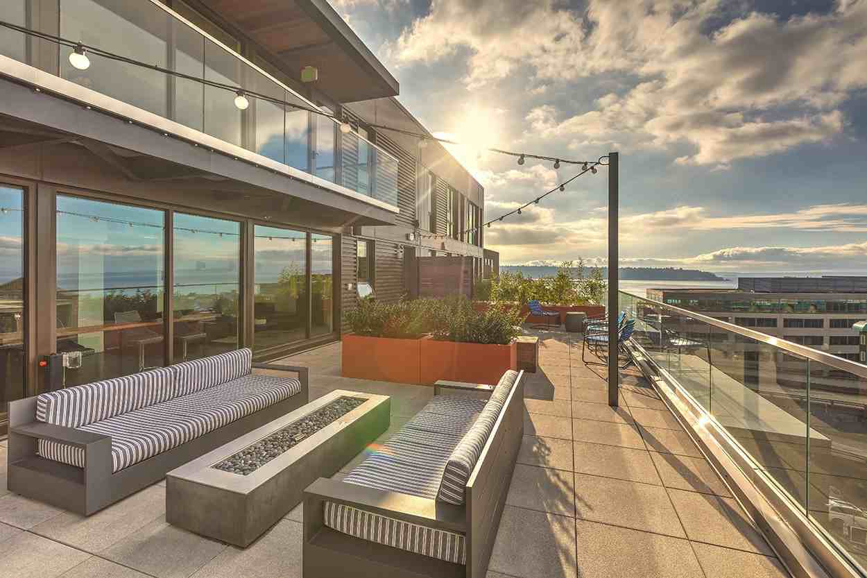 Elara At The Market - Photo 3 of 39