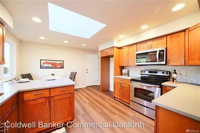 4826 122nd Pl NE - Photo 3 of 17