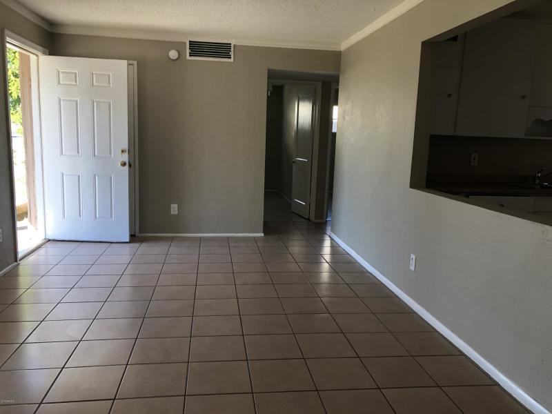 4421 N 31st Ave - Photo 2 of 13