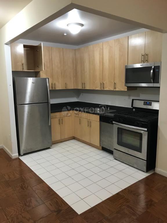 475 St Marks Ave #1B