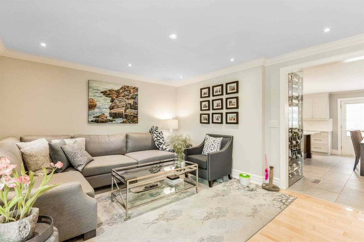 8879 Heritage Road, Brampton, ON L6Y 0E4 4 Bedroom House for Rent for