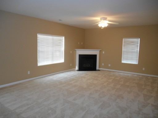 4 New Market Ct - Photo 3 of 4