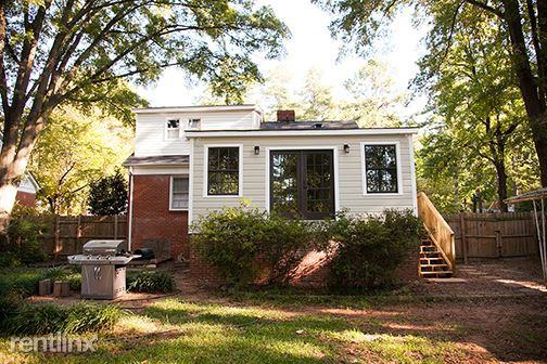 1508 Pinecrest Ave - Photo 3 of 17