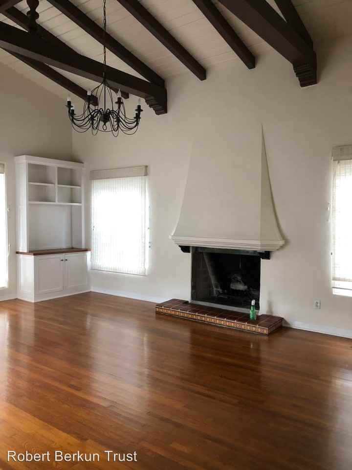 3436 Zola St - Photo 3 of 8
