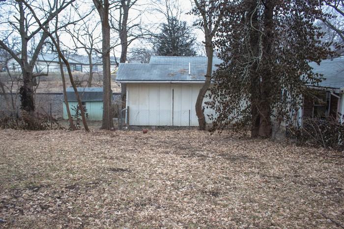 1502 S Home Ave - Photo 3 of 15