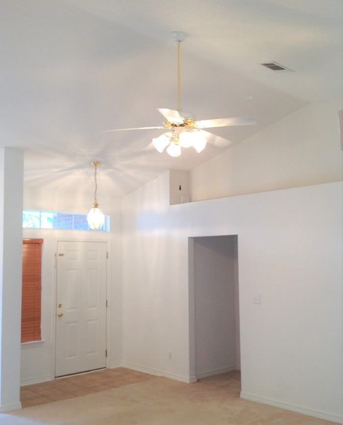 5038 Terra Lake Cir - Photo 2 of 10