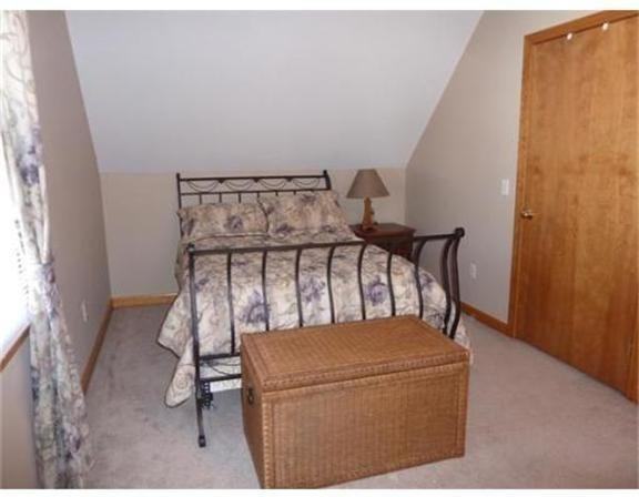 58 Fresno St - Photo 2 of 8