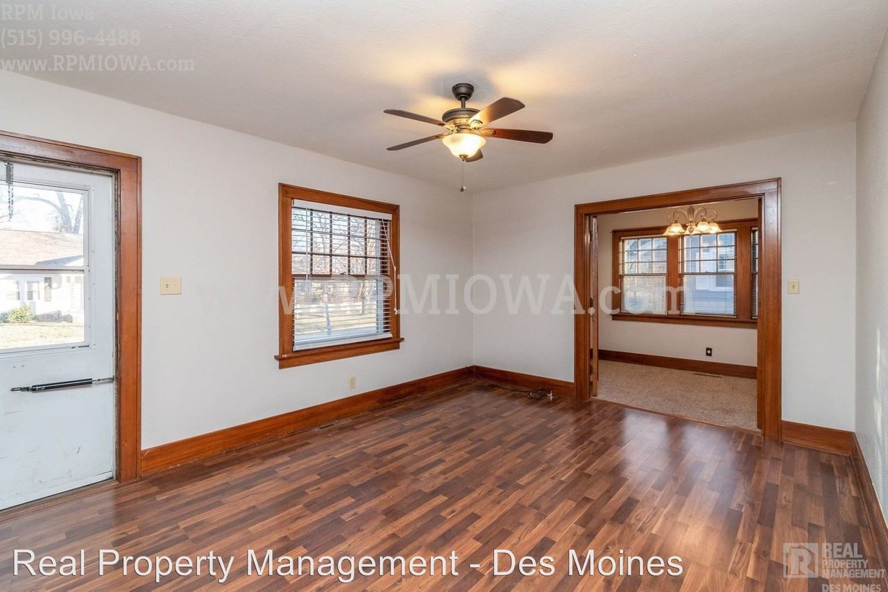 1012 10th St - Photo 3 of 14