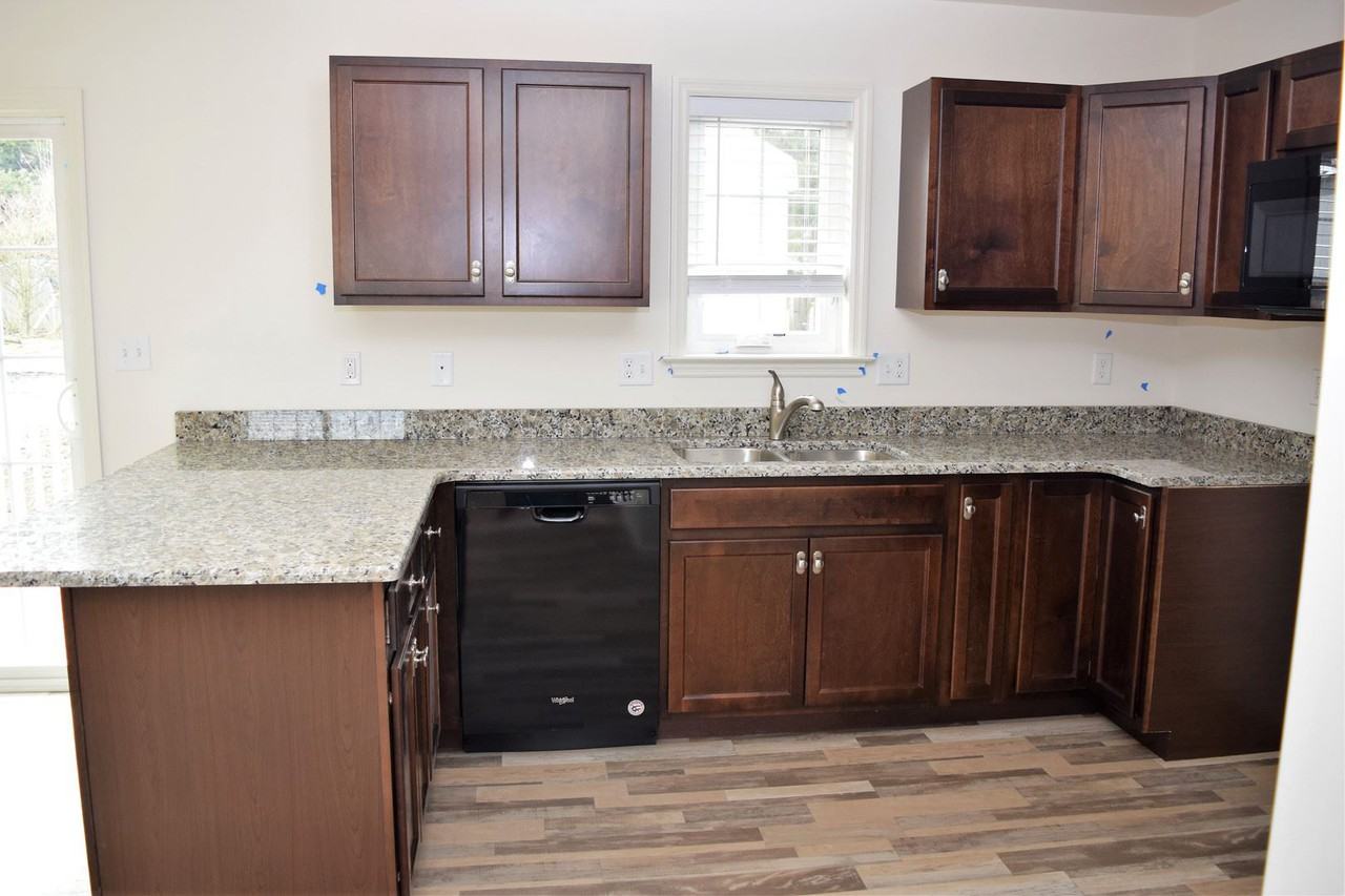 26 W Hoover St - Photo 3 of 29