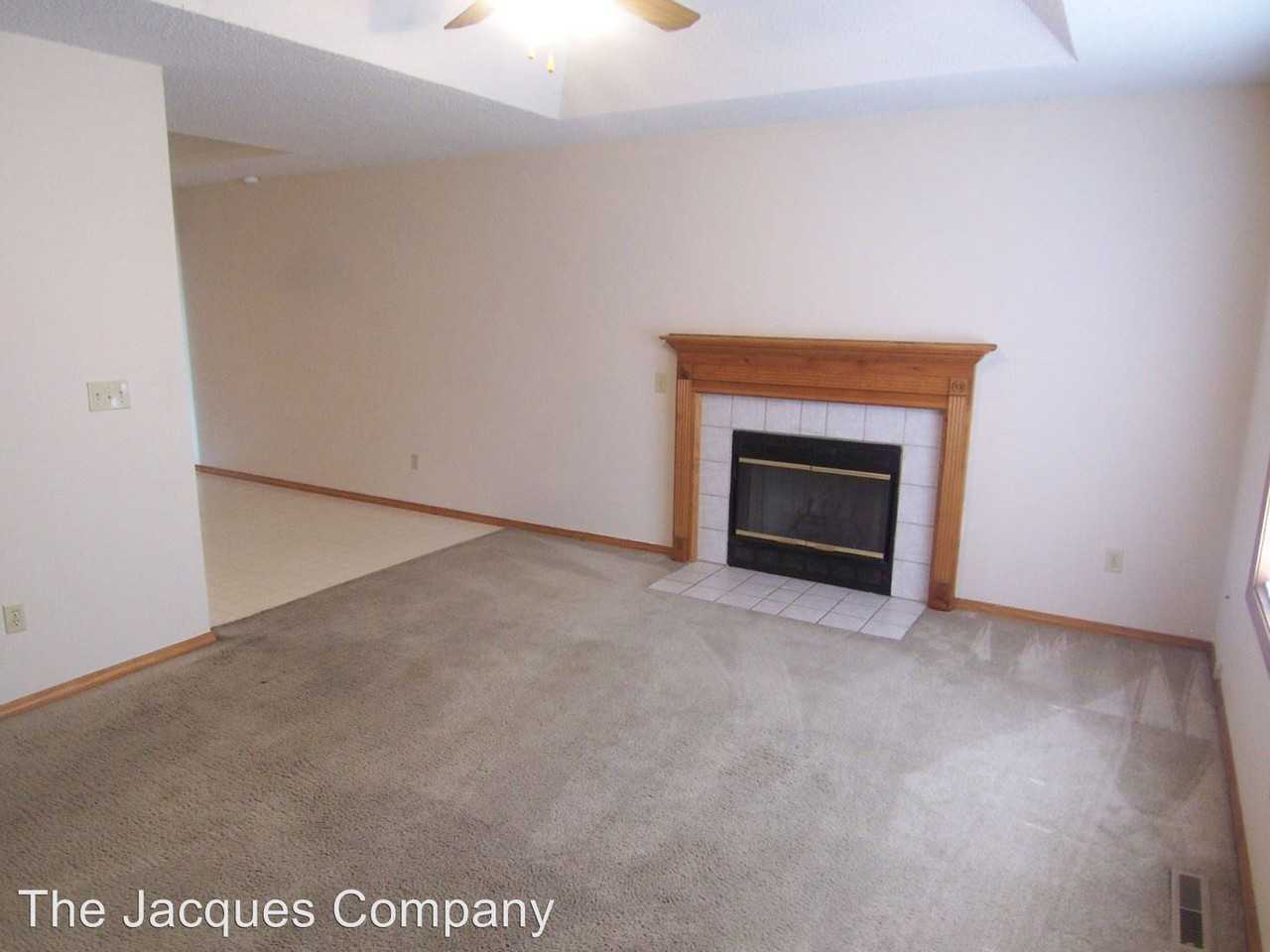 3369 S Sunrise Ave - Photo 2 of 10