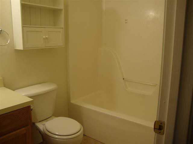 45 Southgate Dr #2 - Photo 3 of 3