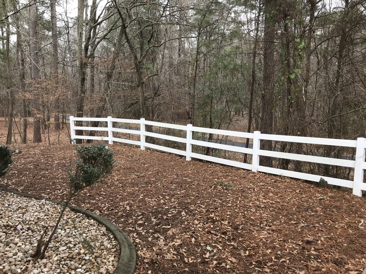 712 Ridgefield Dr - Photo 3 of 10