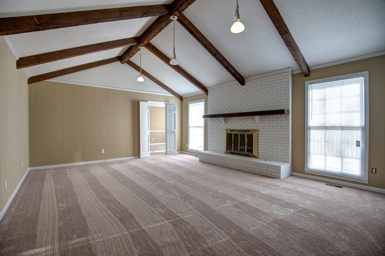 679 18th Ave NW - Photo 3 of 21