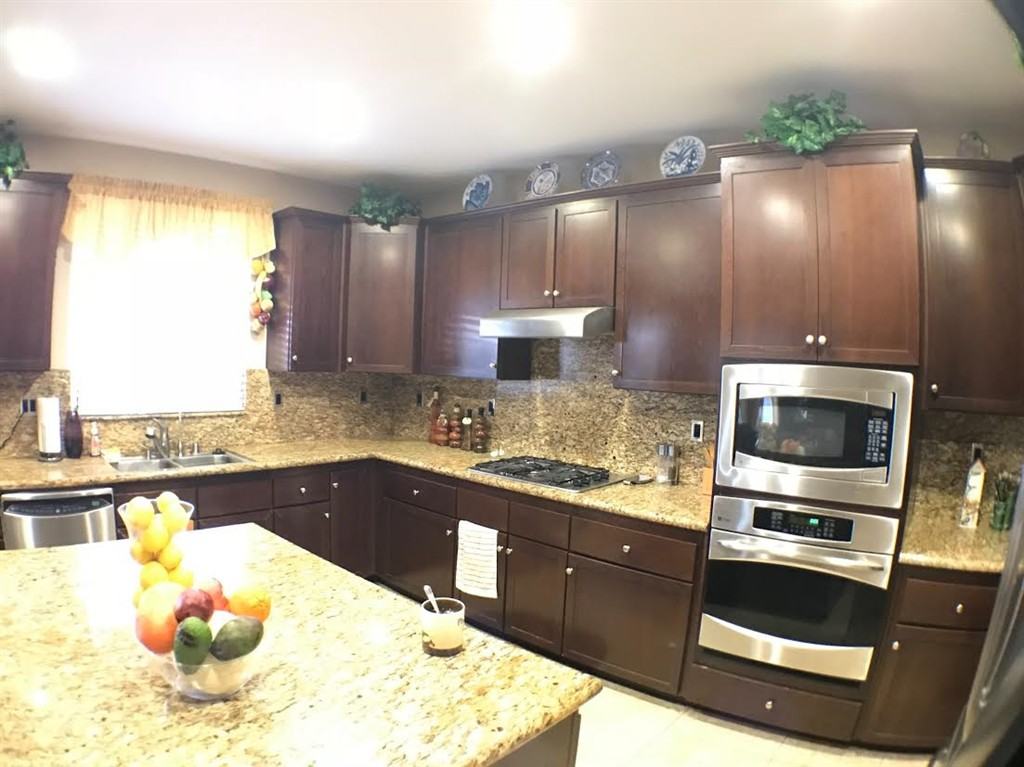 31539 Meadow Ln - Photo 3 of 9