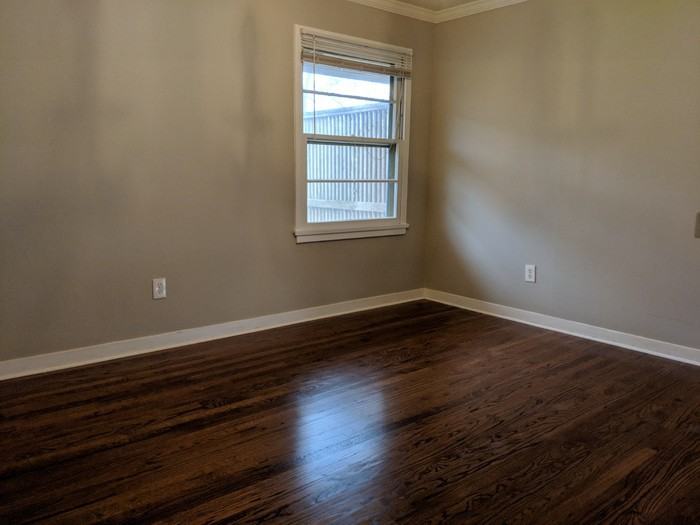 1885 Crystal Dr - Photo 2 of 8