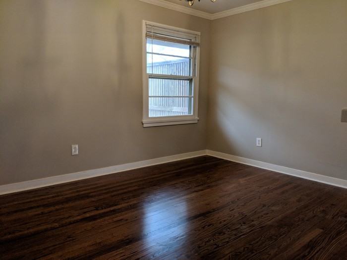 1885 Crystal Dr - Photo 3 of 8