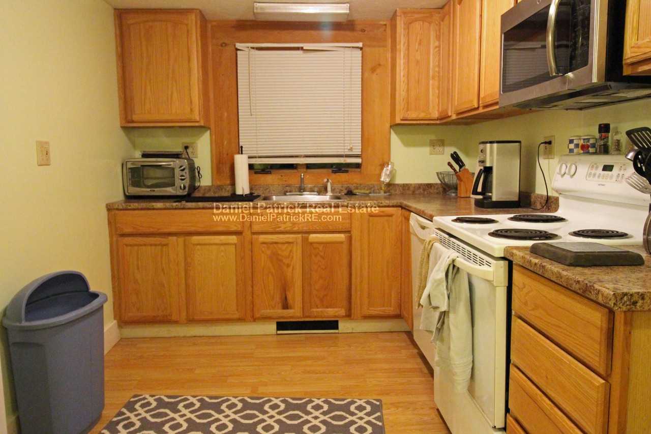 73 June St 2 - Photo 2 of 10