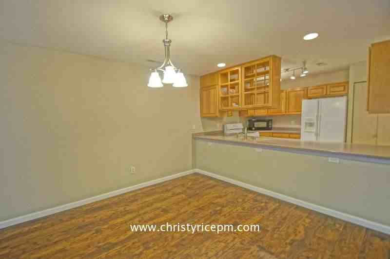 5632 137th Pl SE - Photo 3 of 6