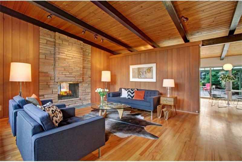 4611 NE 75th St - Photo 3 of 17