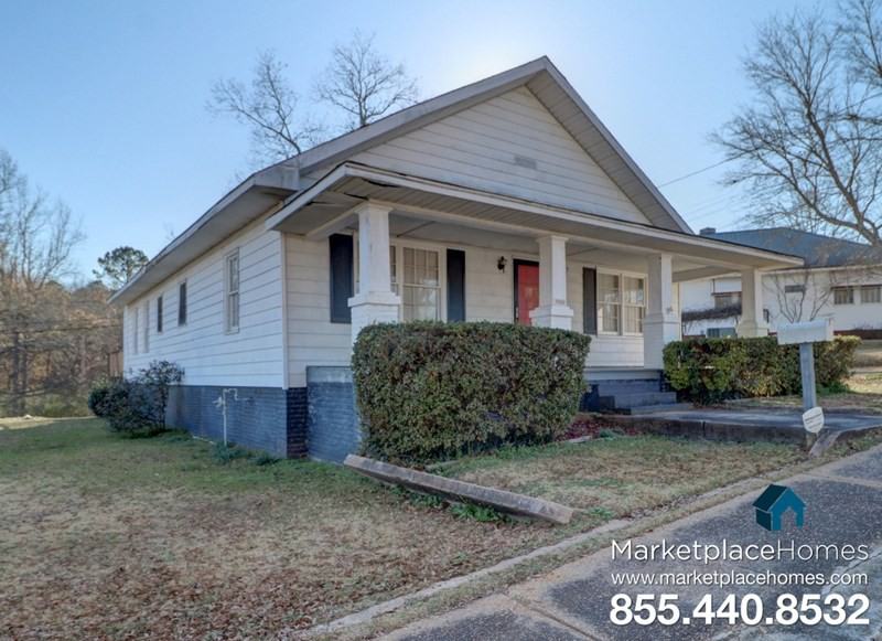 2402 61st St - Photo 2 of 17