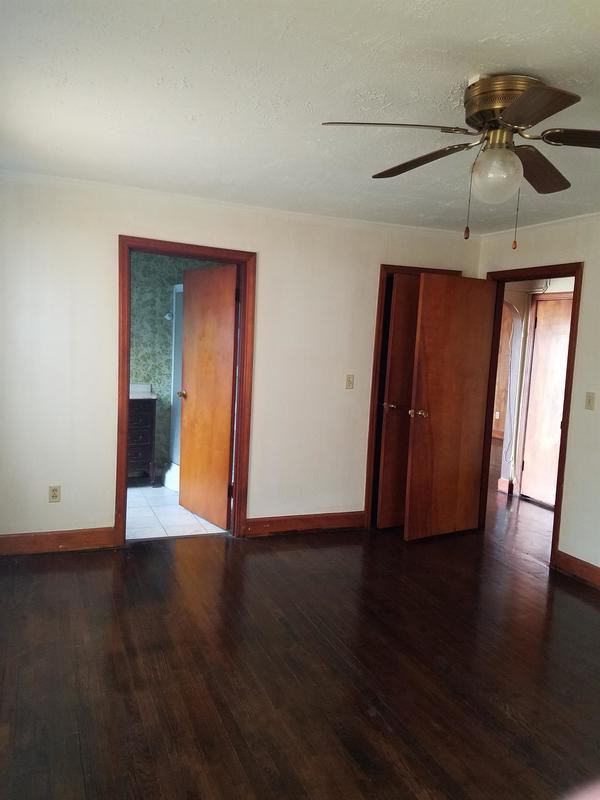 1352 Ritter Dr - Photo 2 of 10