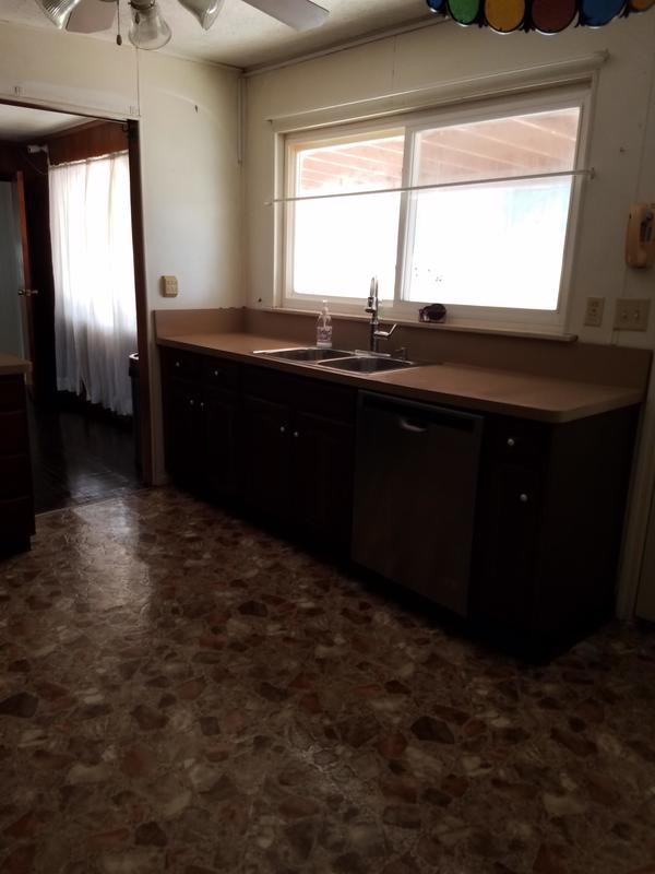 1352 Ritter Dr - Photo 3 of 10