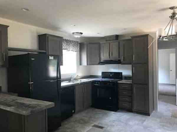 10 Sandy Brook Dr #10 - Photo 3 of 5