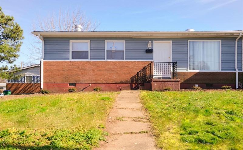 1019 Kinney St - Photo 2 of 12