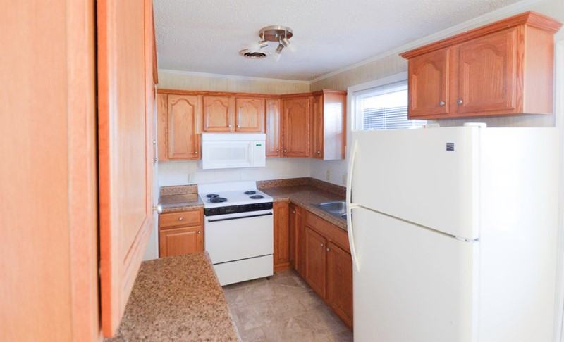 1019 Kinney St - Photo 3 of 12