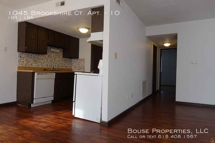 1045 Brookshire Ct #10 - Photo 2 of 5