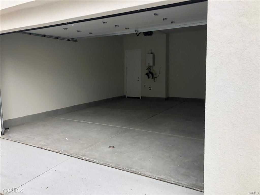 113 Waterworks Way ##300 - Photo 3 of 24