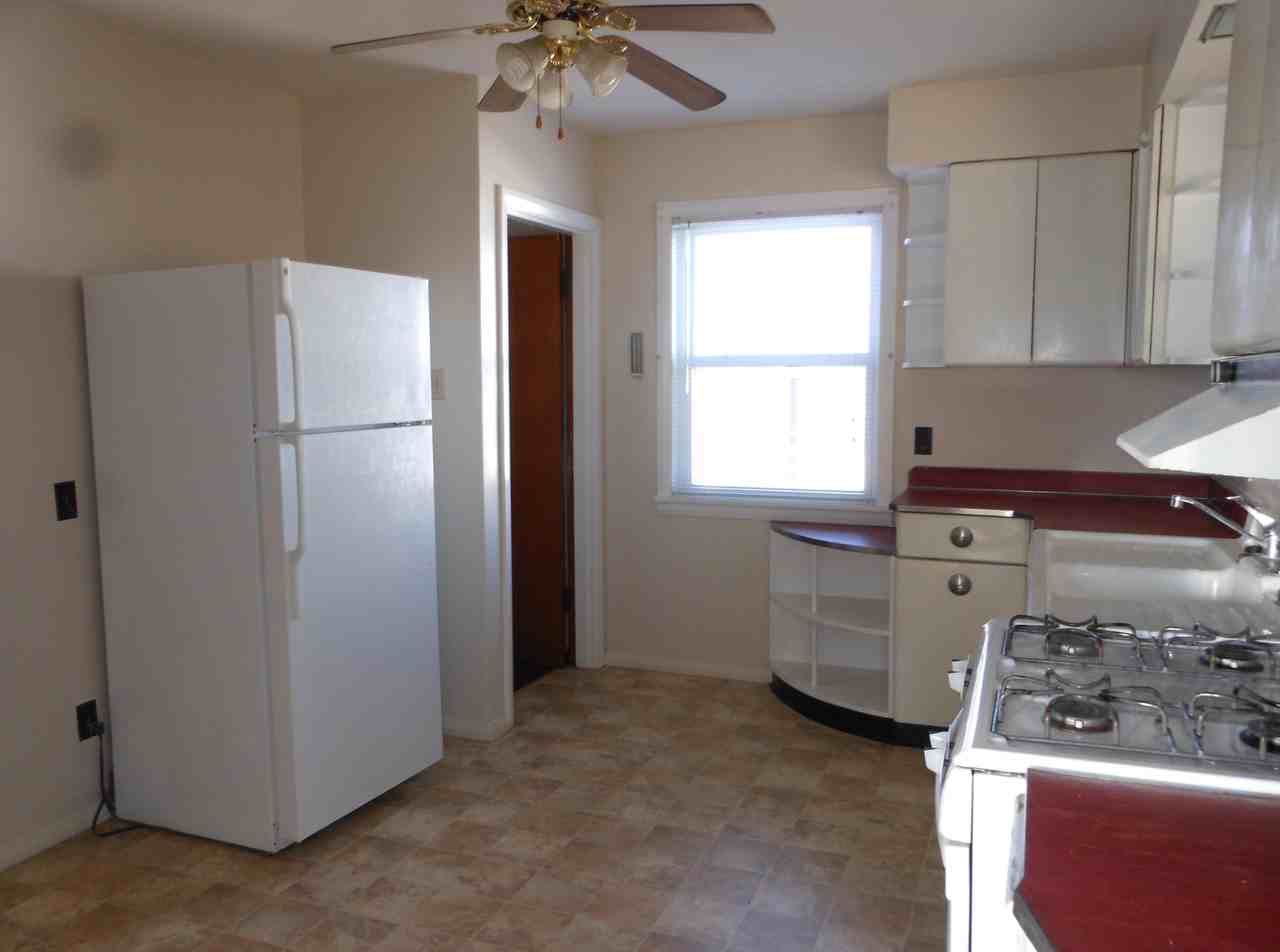 424 Glen Carbon Road - Photo 3 of 10