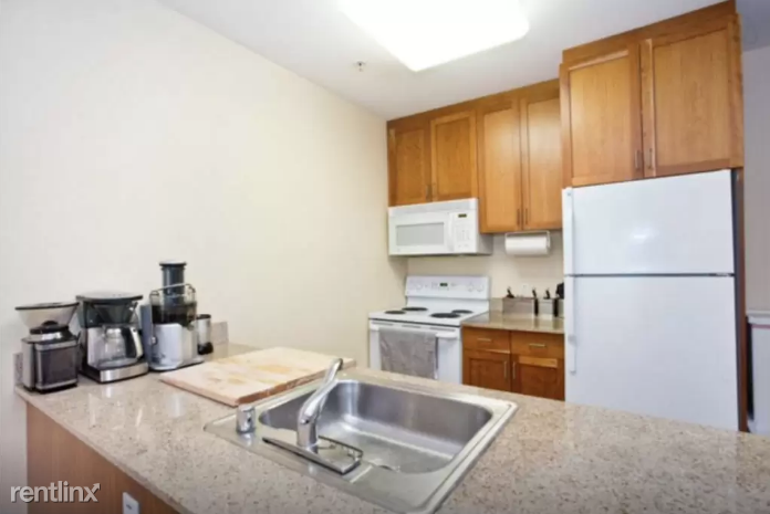 1536 Shattuck Ave - Photo 2 of 14