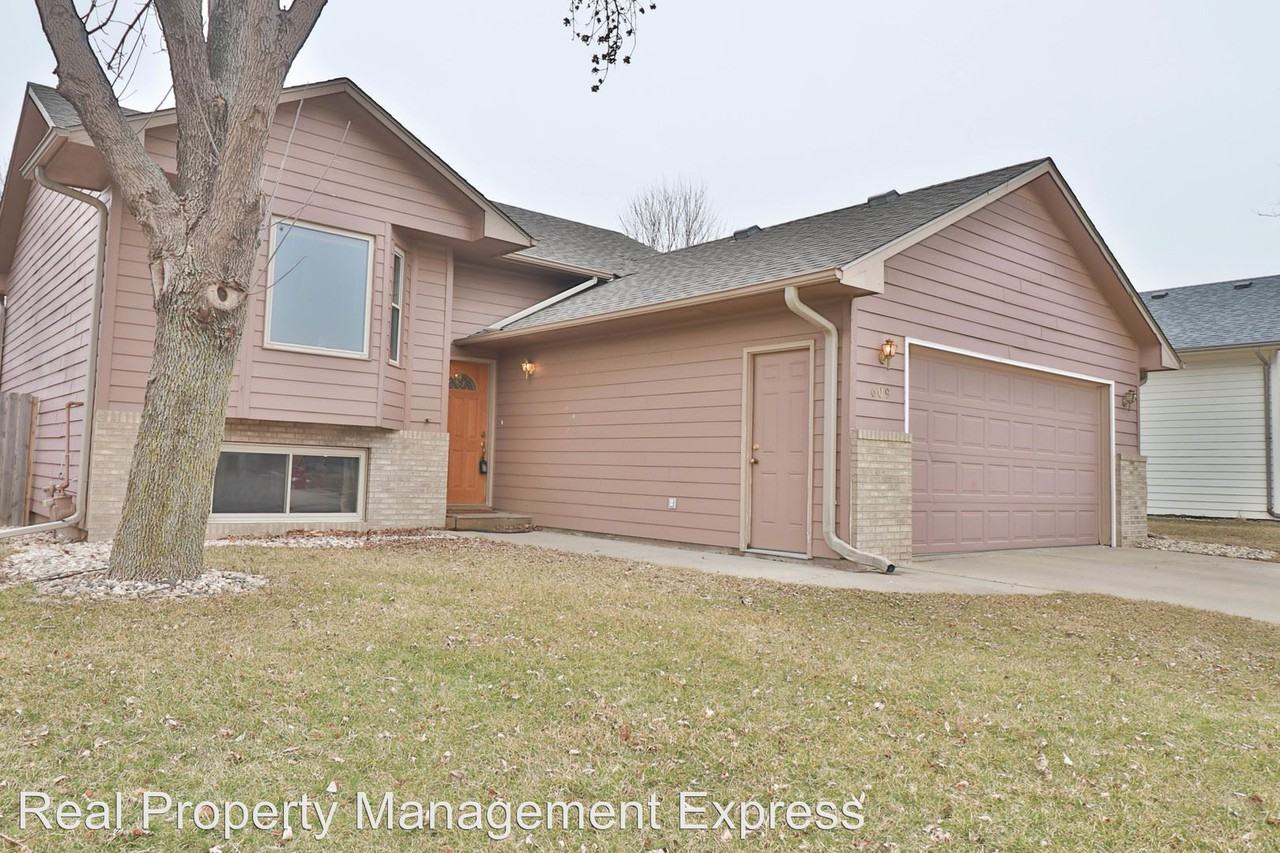 609 Grand Ave - Photo 2 of 18