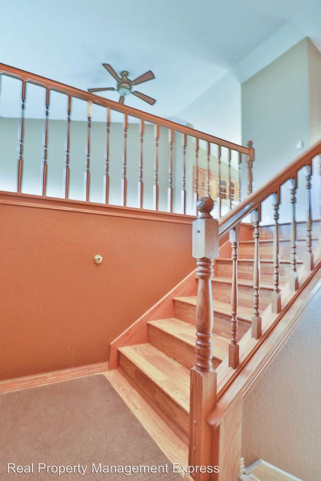 609 Grand Ave - Photo 3 of 18