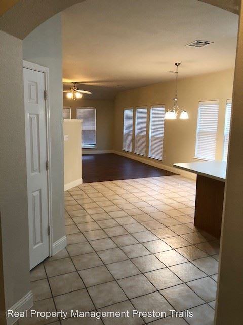 9708 Hedge Bell Dr - Photo 3 of 16