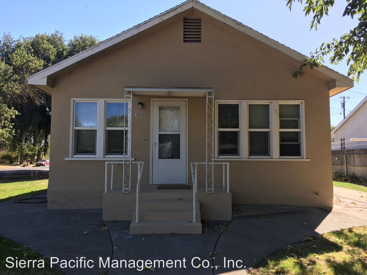 1003 4th St - Photo 2 of 9