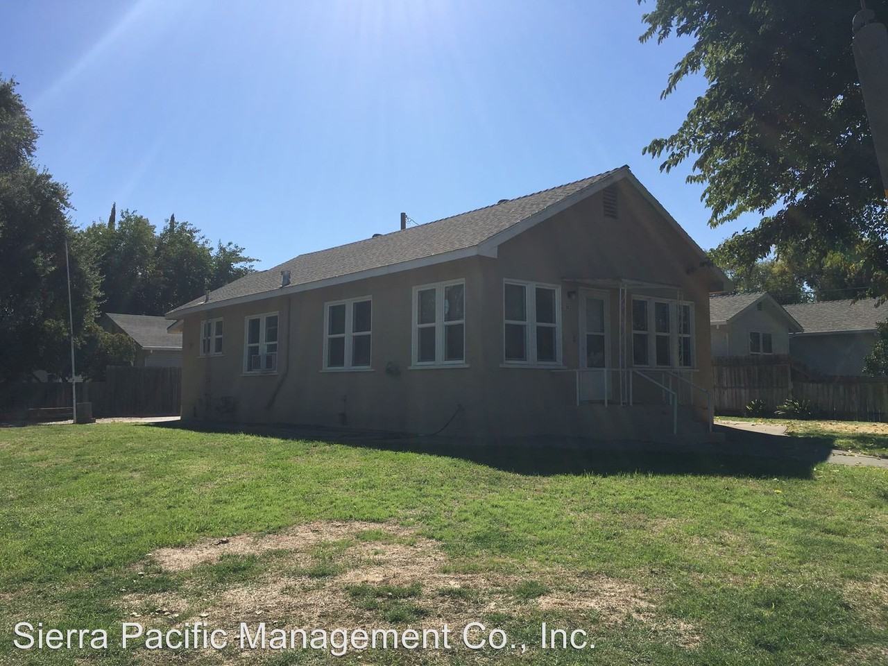 1003 4th St - Photo 3 of 9