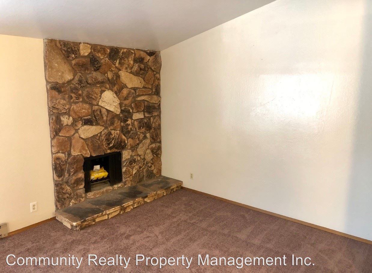 3501 35th Ave #7 - Photo 3 of 9