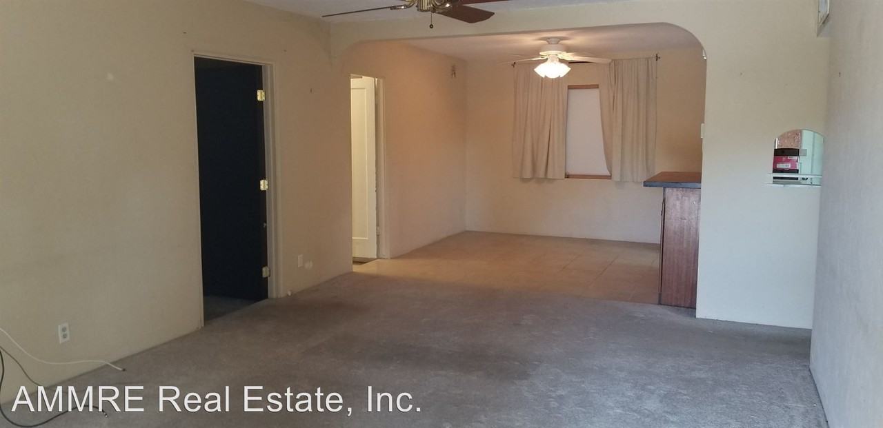 2114 Utah St NE - Photo 2 of 10