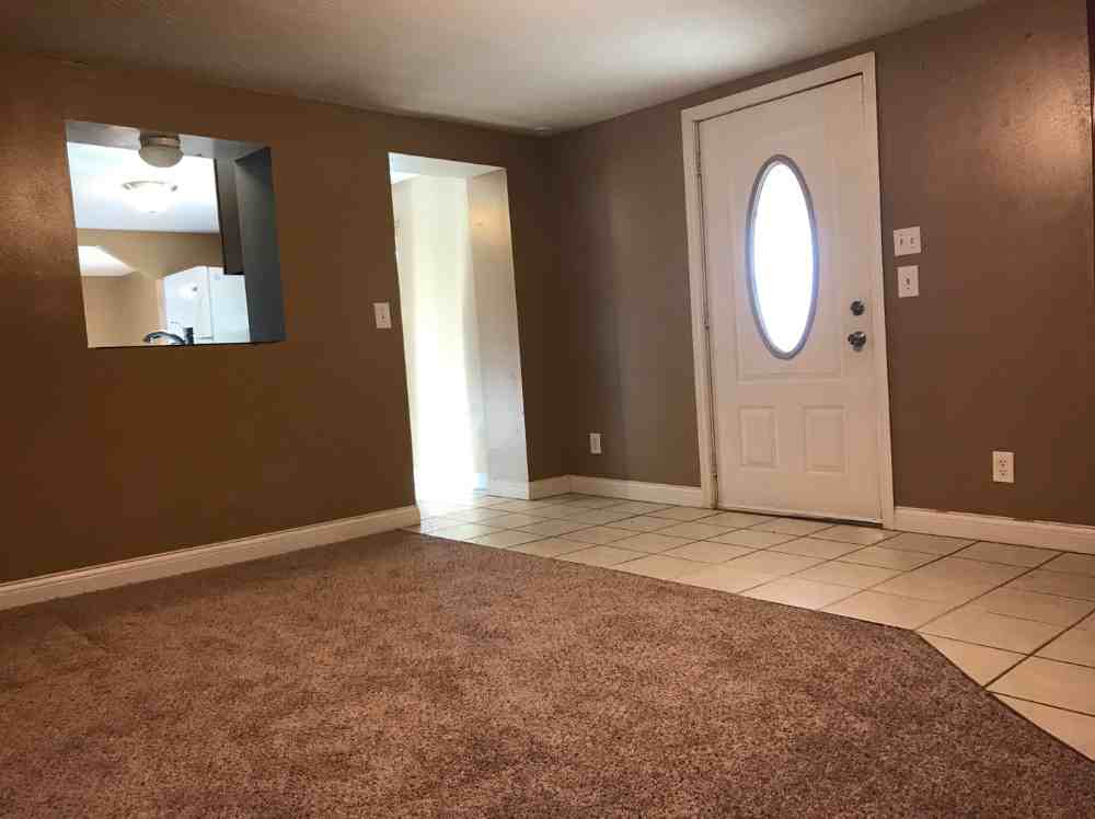 7611 Wesselman Rd - Photo 2 of 14