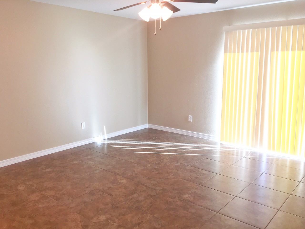 2031 Marquesas Ln - Photo 2 of 13