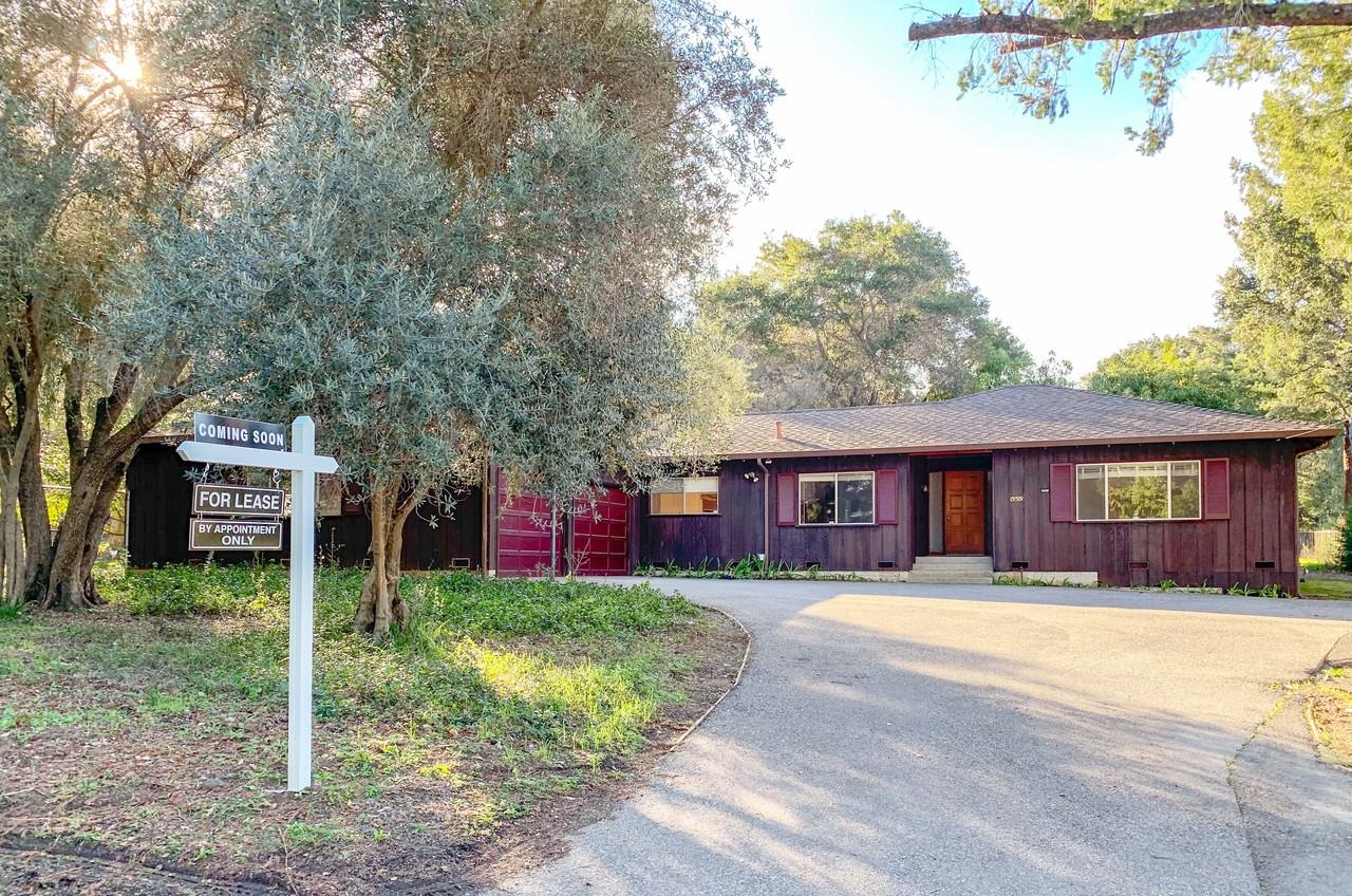 19519 Glen Una Dr - Photo 3 of 33