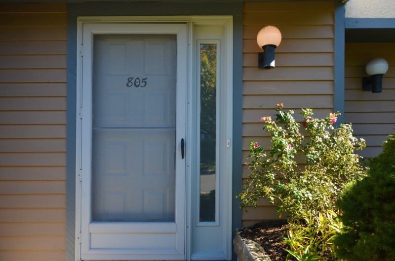 805 Park Pl - Photo 2 of 15