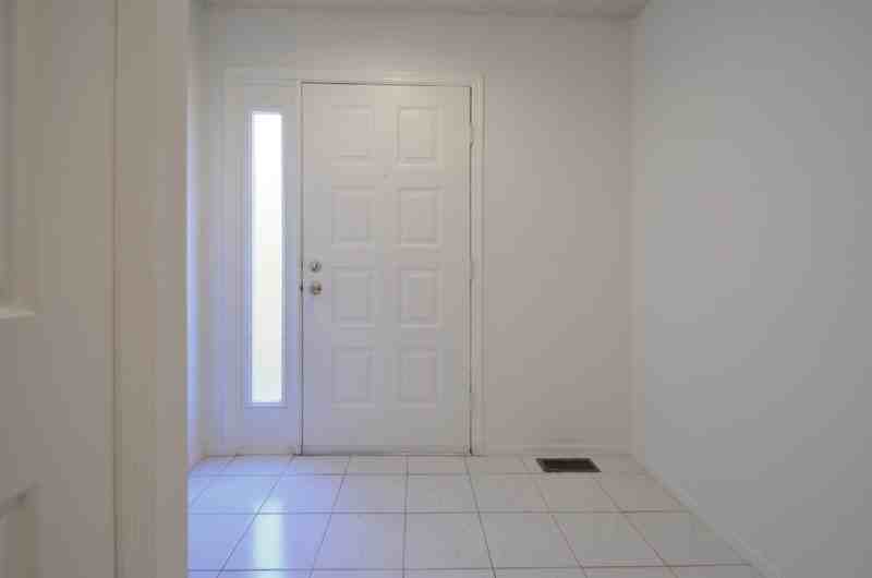 805 Park Pl - Photo 3 of 15