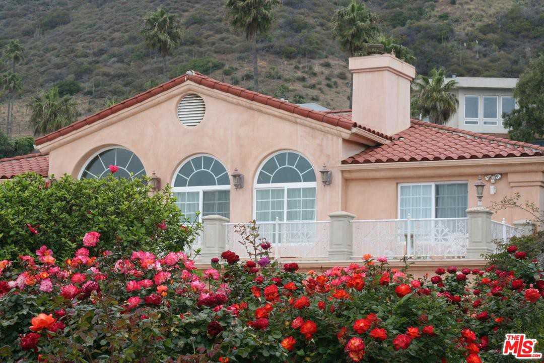 11378 Tonga St - Photo 2 of 21