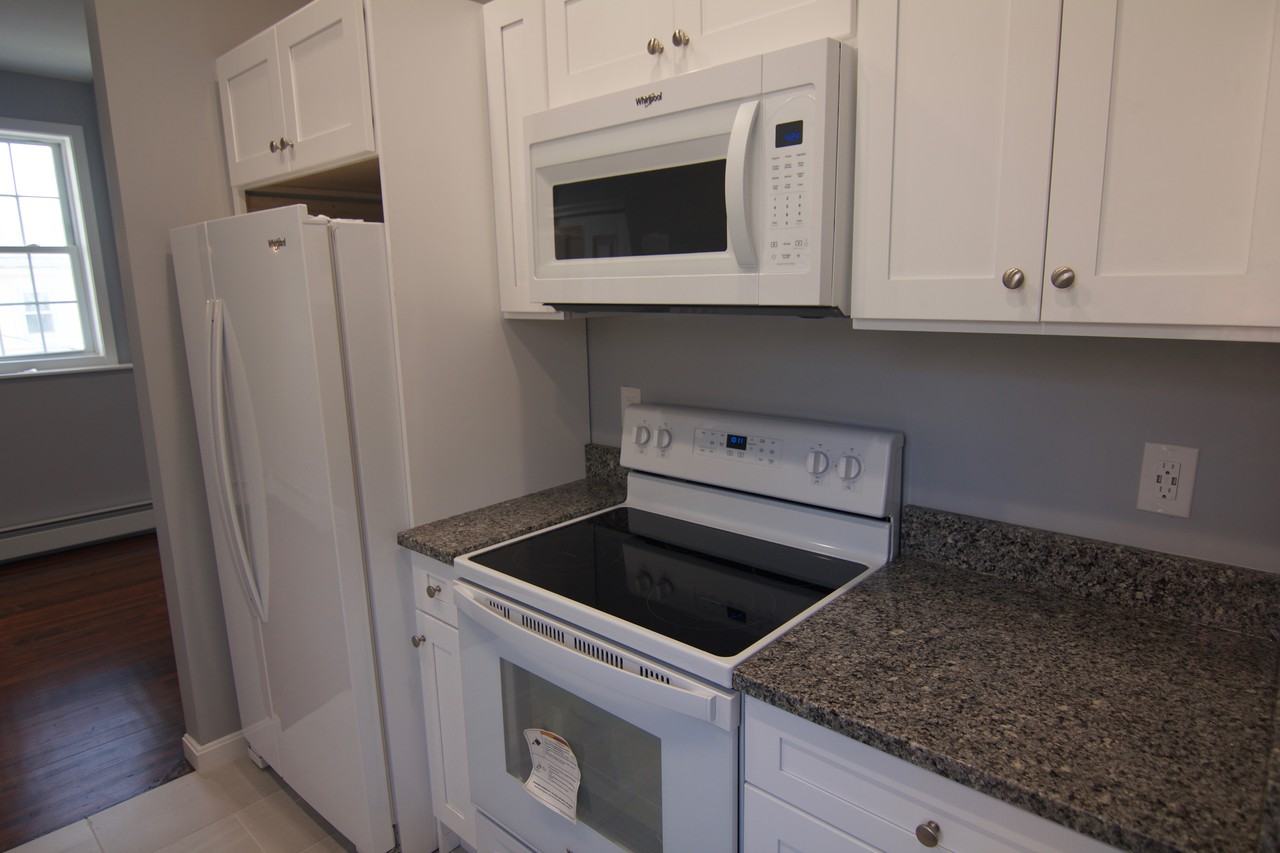 51 Franklin Avenue 3 - Photo 3 of 10