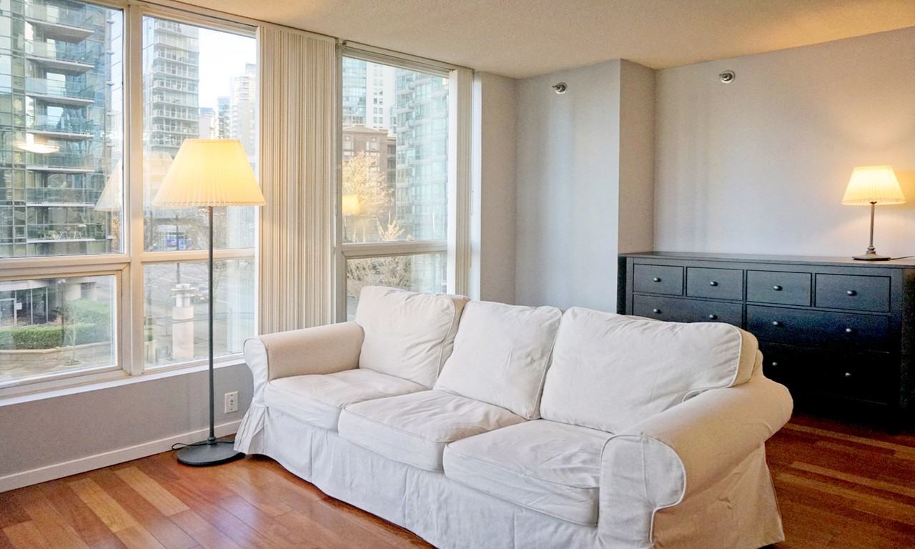 588 Broughton Street #304