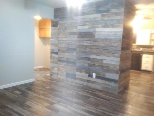 101 S Willowbrook Ave - Photo 2 of 23