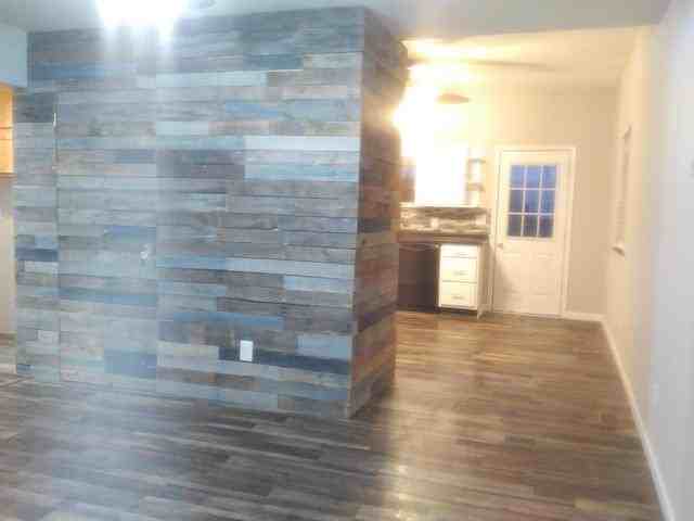 101 S Willowbrook Ave - Photo 3 of 23